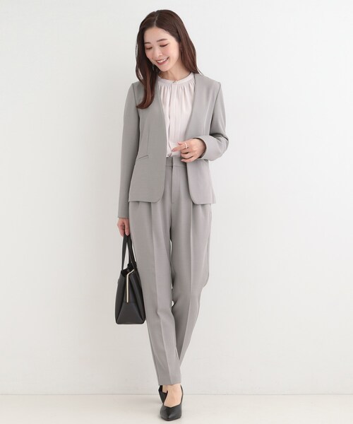 SHOO・LA・RUE（シューラルー）の「【セットアップ可/多機能/SS-3L】すっきりと好印象 カラーレスジャケット（ノーカラージャケット・レディース・ナチュラル/グレー/ネイビー・02/01/10/05/04/03）」の6枚目の写真