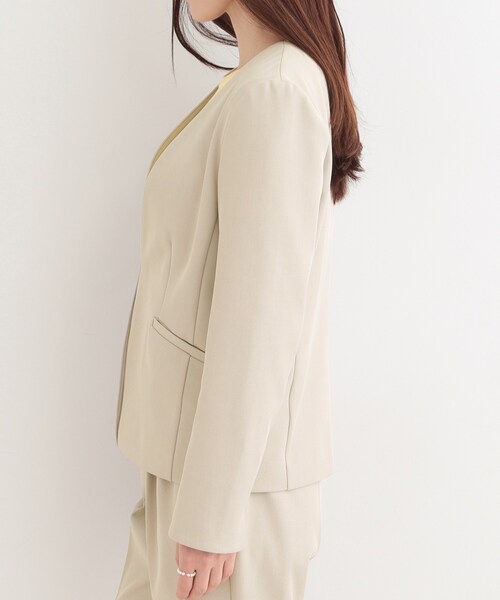 SHOO・LA・RUE（シューラルー）の「【セットアップ可/多機能/SS-3L】すっきりと好印象 カラーレスジャケット（ノーカラージャケット・レディース・ナチュラル/グレー/ネイビー・02/01/10/05/04/03）」の17枚目の写真