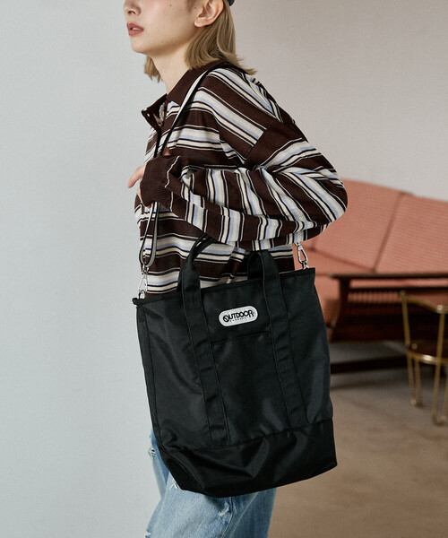 OUTDOOR PRODUCTS（アウトドアプロダクツ）の「OUTDOOR PRODUCTS/アウトドアプロダクツ ストライプ テープ 2WAY トートバッグ　限定展開（トートバッグ・レディース・その他9/ブラック・ONE SIZE）」の17枚目の写真