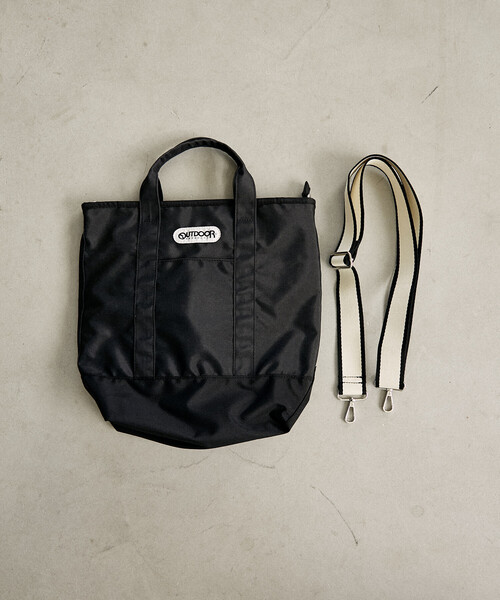 OUTDOOR PRODUCTS（アウトドアプロダクツ）の「OUTDOOR PRODUCTS/アウトドアプロダクツ ストライプ テープ 2WAY トートバッグ　限定展開（トートバッグ・レディース・その他9/ブラック・ONE SIZE）」の4枚目の写真