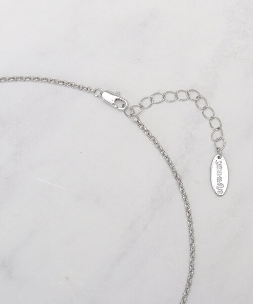 SHOO・LA・RUE（シューラルー）の「ミニデイジー飛ばしネックレス（ネックレス・レディース・シルバー/ゴールド/ピンクゴールド・00）」の7枚目の写真