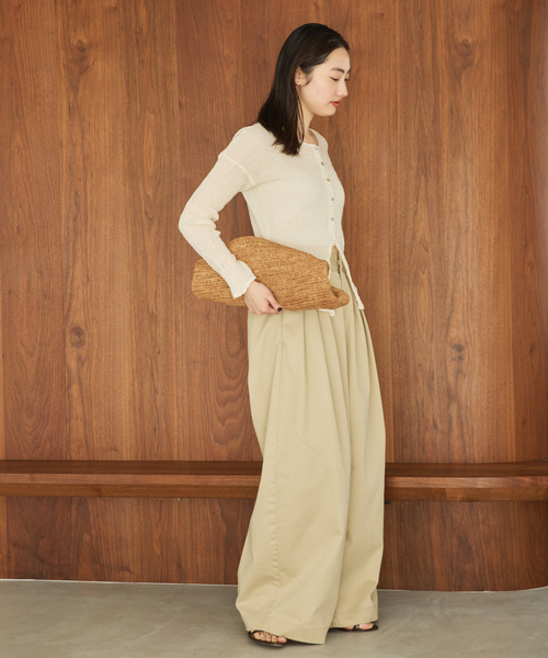 plage（プラージュ）の「LES ATELIERS FRANCAIS DE CONFECTION 別注 OPEN BTN 2WAY ブラウス（シャツ/ブラウス・レディース・ホワイト/アイボリー/ブラック・FREE）」の10枚目の写真