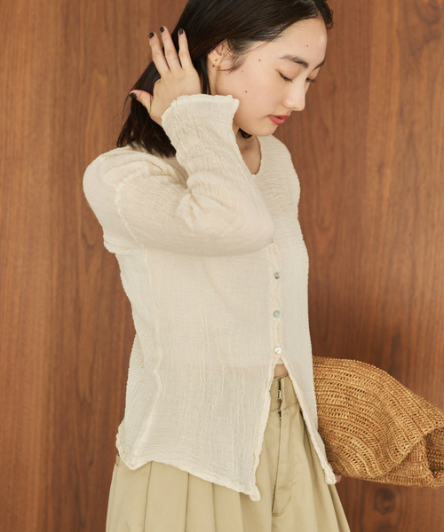 plage（プラージュ）の「LES ATELIERS FRANCAIS DE CONFECTION 別注 OPEN BTN 2WAY ブラウス（シャツ/ブラウス・レディース・ホワイト/アイボリー/ブラック・FREE）」の14枚目の写真