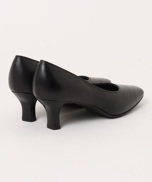 MELMO(メルモ)の「スクエアトゥプレーンパンプス(パンプス・レディース・ブラック・22.5cm/23.5cm/24.0cm/24.5cm/23.0cm)」の2枚目の写真