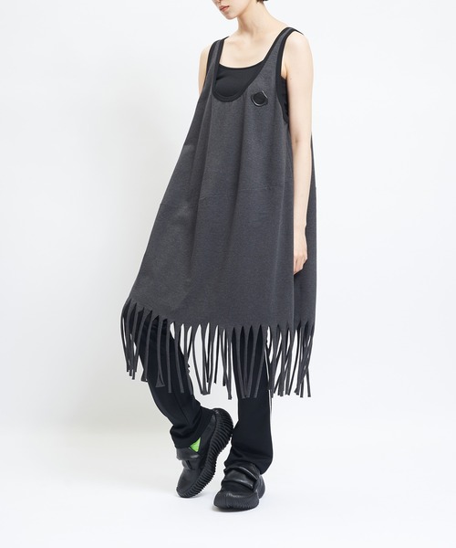 gomme(ゴム)の「フリンジワンピース(ワンピース・レディース・チャコールグレー/ブラック・MEDIUM)」の4枚目の写真