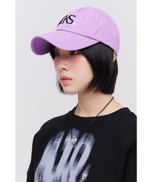 WHITE SANDS（ホワイトサンズ）の「シンボル ライン刺繍 キャップ（キャップ）」