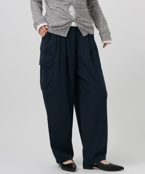 BAYFLOW（ベイフロー）の「[柔らかくさらっとした生地感]テンセルカーゴパンツ（カーゴパンツ・レディース・シルバーグレー/カーキ/ダークブルー・SMALL/MEDIUM）」の14枚目の写真