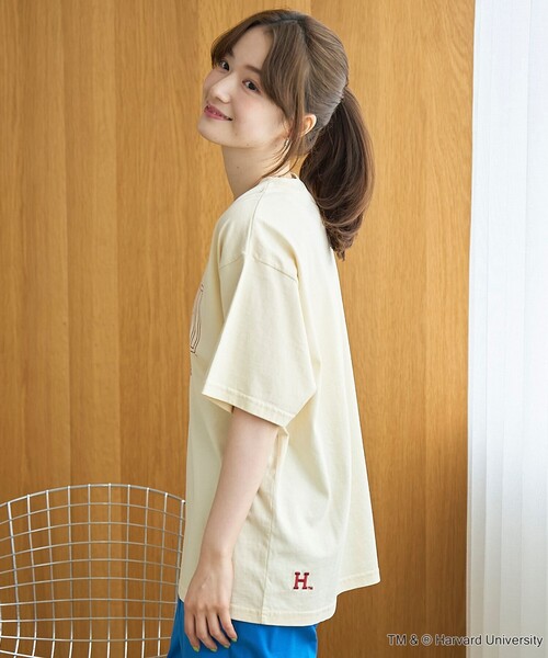 coen(コーエン)の「アソートカレッジロゴ プリントTシャツ(Tシャツ/カットソー・レディース・ケリーグリーン/ライトグレー/オフホワイト/ナチュラル・M/L)」の18枚目の写真