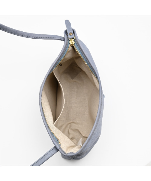 CLEDRAN（クレドラン）の「【本革 ソフト】CL3967 TANTE SIDE GATHER SHOULDER（ショルダーバッグ・レディース・シルバー/ブラック/ブルーグレー/ダークベージュ/グリーン系その他/ブラウン/キャメル・FREE）」の17枚目の写真