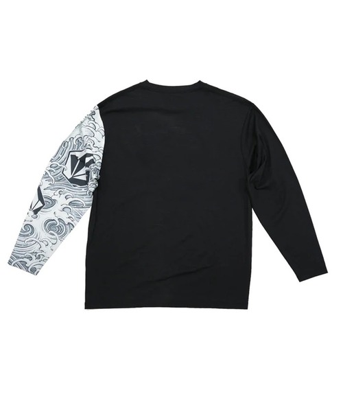 VOLCOM(ボルコム)の「VOLCOM/ボルコム UVケアラッシュガード 長袖 NOZAKA LS RASH TEE VLY261021(ラッシュガード・メンズ・ホワイト×ブラック/ブラック×ホワイト・L/M)」の17枚目の写真