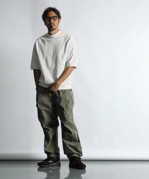 The DUFFER of ST.GEORGE(ザダファーオブセントジョージ)の「【WEB限定アイテム】「AIR FLEX」HONEYCOMB 3/4 SLEEVE RELAX TEE :高収縮機能素材「エアフレックス」5分袖 ハニカム リラックスTEE(Tシャツ/カットソー・メンズ・ブラック/ホワイト・SMALL/MEDIUM/LARGE/X-LARGE)」の4枚目の写真