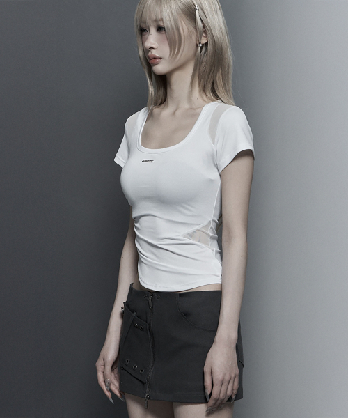 ETRE AU SOMMET(エトレオソメ)の「Modern Square Shirring Tee (White)(Tシャツ/カットソー・レディース・ホワイト・FREE)」の6枚目の写真