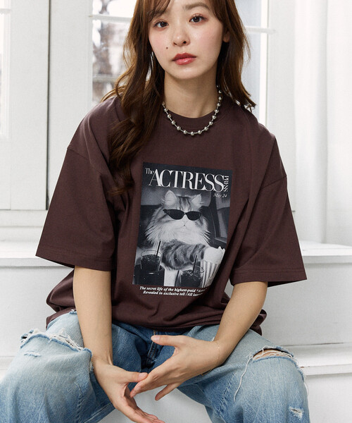 PUBLUX(パブリュクス)の「PUBLUX/パブリュクス <機能性素材>MAGAZINE キャット フォト Tシャツ 限定展開(Tシャツ/カットソー・レディース・ピンク/ブラウン/ホワイト/ブラック・MEDIUM/LARGE/SMALL)」の13枚目の写真