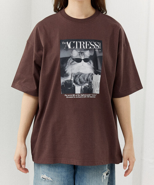 PUBLUX(パブリュクス)の「PUBLUX/パブリュクス <機能性素材>MAGAZINE キャット フォト Tシャツ 限定展開(Tシャツ/カットソー・レディース・ピンク/ブラウン/ホワイト/ブラック・MEDIUM/LARGE/SMALL)」の12枚目の写真