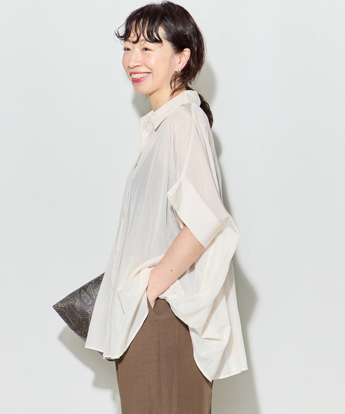 journal standard L'essage(ジャーナルスタンダードレサージュ)の「ライトローンドルマンシャツ(シャツ/ブラウス・レディース・ブラウン/アイボリー/ブルー系その他/ブラック・FREE)」の12枚目の写真