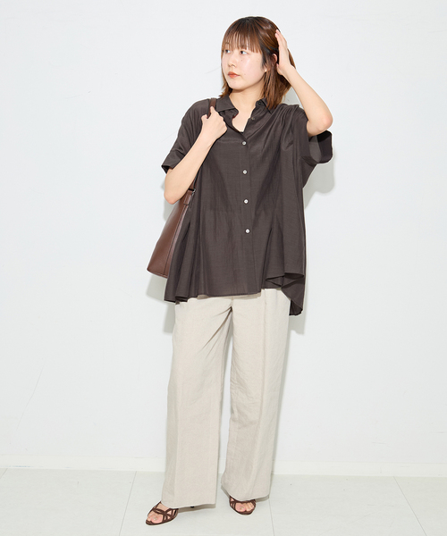 journal standard L'essage(ジャーナルスタンダードレサージュ)の「ライトローンドルマンシャツ(シャツ/ブラウス・レディース・ブラウン/アイボリー/ブルー系その他/ブラック・FREE)」の14枚目の写真