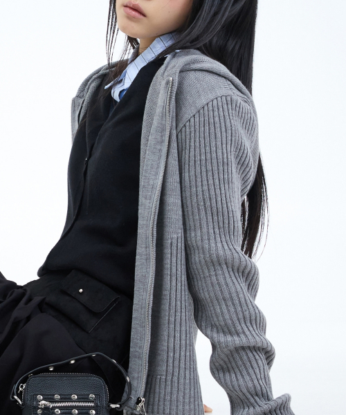 PORTERNA（ポルテナ）の「MIX RIBBED KNIT HOODIE ZIP-UP-3COLOR（ニット/セーター・レディース・ライトグレー/ベージュ/チャコール・OS）」の9枚目の写真