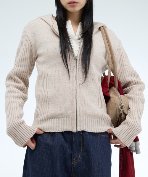 PORTERNA（ポルテナ）の「MIX RIBBED KNIT HOODIE ZIP-UP-3COLOR（ニット/セーター・レディース・ライトグレー/ベージュ/チャコール・OS）」の16枚目の写真