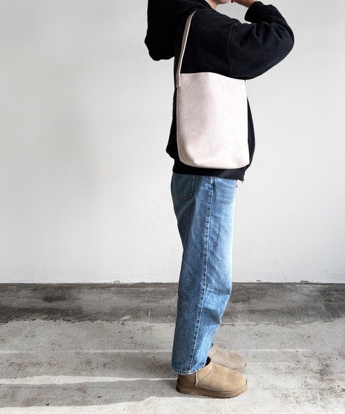 Magine(マージン)の「【SELECT】EM : AT アット レザーバケットバッグ 軽量約275g A5 ワンショルダー アトラスショルダー(ショルダーバッグ・レディース・ブラウン/キャメル/アイボリー・FREE)」の9枚目の写真