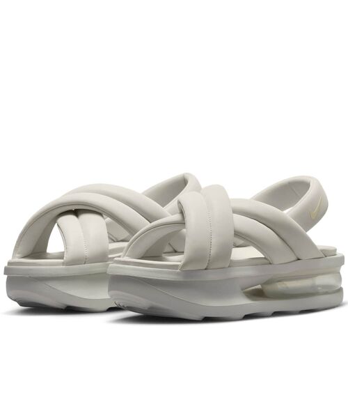 NIKE(ナイキ)の「ナイキ エア マックス アイラ ウィメンズサンダル / Nike Air Max Isla Women's Sandals FJ5929-001 Light Bone(サンダル・レディース・オフホワイト・22/23/24/25/26)」の9枚目の写真
