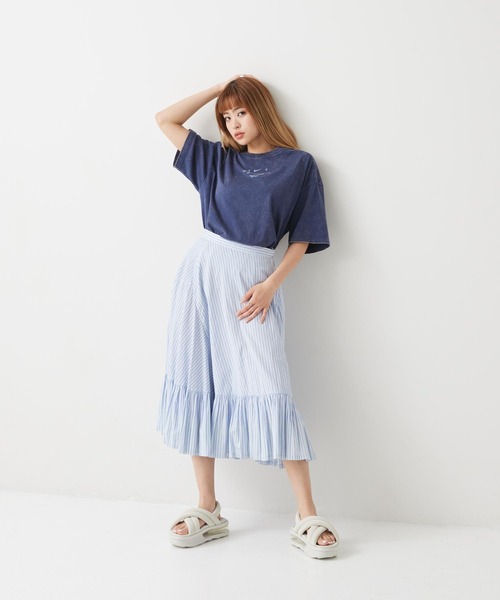 NIKE(ナイキ)の「ナイキ エア マックス アイラ ウィメンズサンダル / Nike Air Max Isla Women's Sandals FJ5929-001 Light Bone(サンダル・レディース・オフホワイト・22/23/24/25/26)」の2枚目の写真