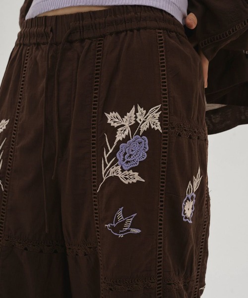 TODAYFUL（トゥデイフル）の「[TODAYFUL/トゥデイフル]Embroidery Patchwork Trousers（その他パンツ・レディース・ブラウン/オフホワイト・36/38）」の20枚目の写真