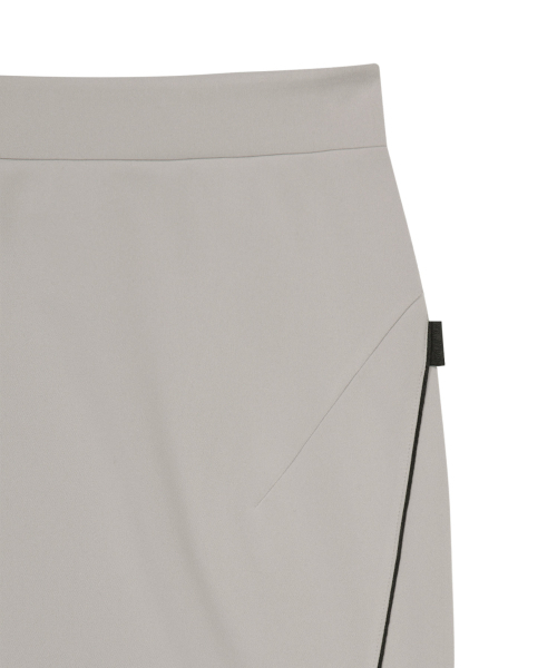 OJOS(オホス)の「Button Slit Track Skirt / Grey(スカート・レディース・その他・1/2/3)」の4枚目の写真