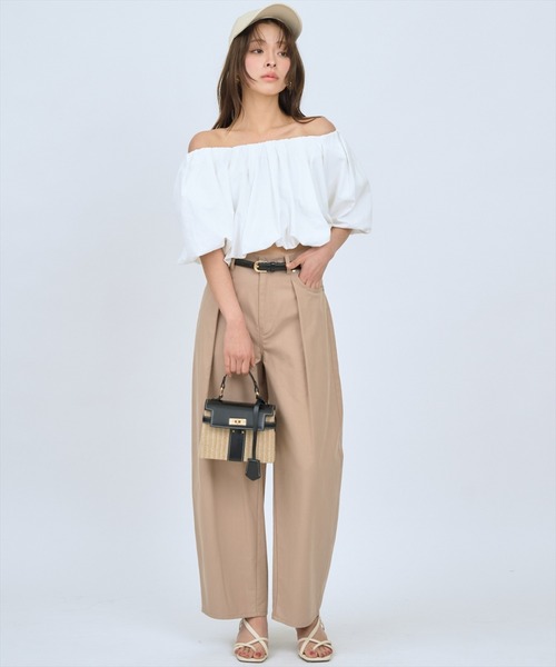 AND COUTURE(アンドクチュール)の「2WAYバルーンブラウス(シャツ/ブラウス・レディース・イエロー/ホワイト/ブラック・FREE)」の19枚目の写真