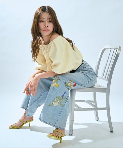 AND COUTURE(アンドクチュール)の「2WAYバルーンブラウス(シャツ/ブラウス・レディース・イエロー/ホワイト/ブラック・FREE)」の9枚目の写真