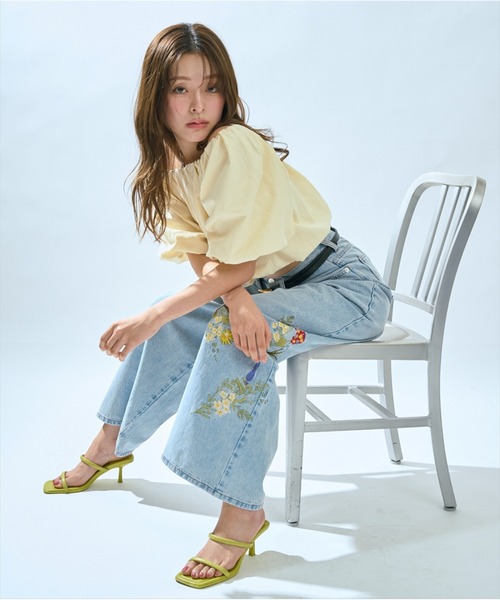 AND COUTURE(アンドクチュール)の「2WAYバルーンブラウス(シャツ/ブラウス・レディース・イエロー/ホワイト/ブラック・FREE)」の13枚目の写真