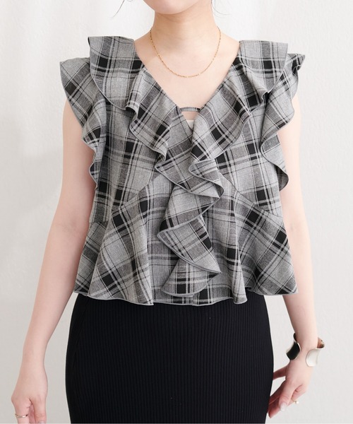 natural couture（ナチュラルクチュール）の「前後２WAYチェックラッフルブラウス（シャツ/ブラウス・レディース・ブラック系その他/グレー系その他/ベージュ系その他/ホワイト系その他・FREE）」の6枚目の写真