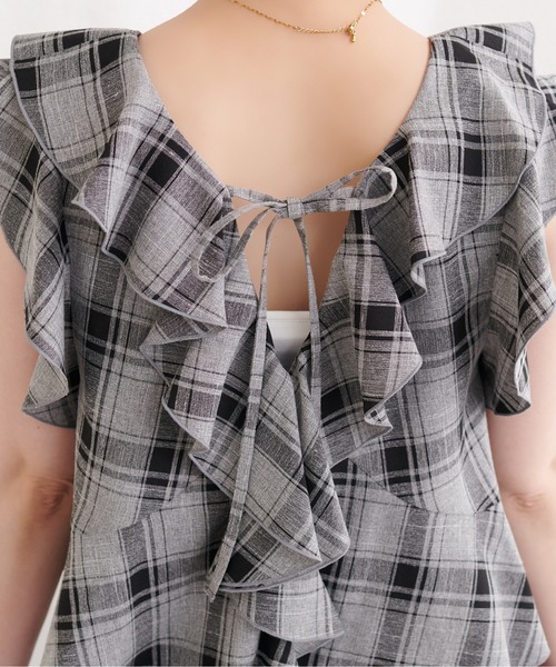 natural couture（ナチュラルクチュール）の「前後２WAYチェックラッフルブラウス（シャツ/ブラウス・レディース・ブラック系その他/グレー系その他/ベージュ系その他/ホワイト系その他・FREE）」の9枚目の写真