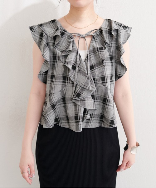 natural couture（ナチュラルクチュール）の「前後２WAYチェックラッフルブラウス（シャツ/ブラウス・レディース・ブラック系その他/グレー系その他/ベージュ系その他/ホワイト系その他・FREE）」の13枚目の写真