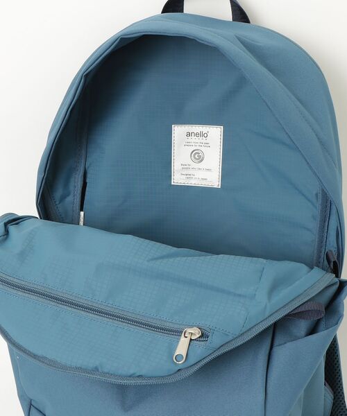 anello GRANDE(アネログランデ)の「"02"≪anello GRANDE≫OVL/オーバル 6ポケット/11L リュック(バックパック/リュック・レディース・ライトベージュ/ブラック/グレイッシュブルー・ONE SIZE)」の6枚目の写真