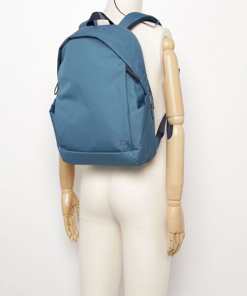 anello GRANDE(アネログランデ)の「"02"≪anello GRANDE≫OVL/オーバル 6ポケット/11L リュック(バックパック/リュック・レディース・ライトベージュ/ブラック/グレイッシュブルー・ONE SIZE)」の9枚目の写真