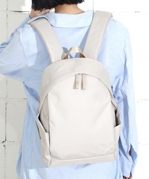 anello（アネロ）の「"02"≪anello GRANDE≫OVL/オーバル 6ポケット/11L リュック（バックパック/リュック）」