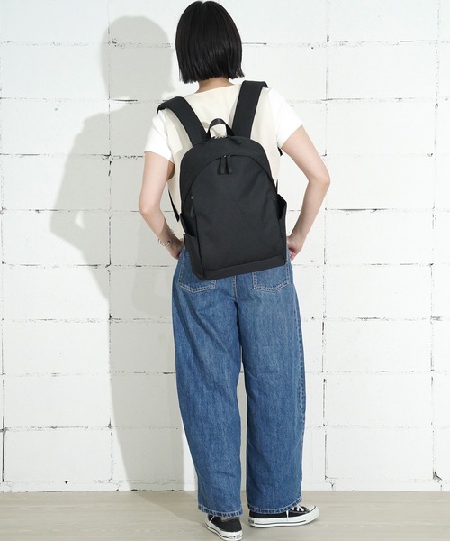 anello GRANDE(アネログランデ)の「"02"≪anello GRANDE≫OVL/オーバル 6ポケット/11L リュック(バックパック/リュック・レディース・ライトベージュ/ブラック/グレイッシュブルー・ONE SIZE)」の10枚目の写真