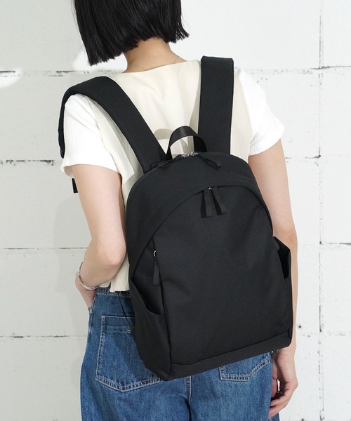 anello GRANDE(アネログランデ)の「"02"≪anello GRANDE≫OVL/オーバル 6ポケット/11L リュック(バックパック/リュック・レディース・ライトベージュ/ブラック/グレイッシュブルー・ONE SIZE)」の11枚目の写真
