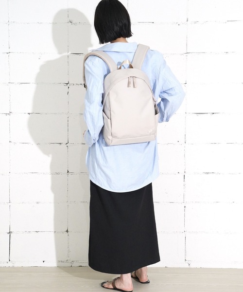 anello GRANDE(アネログランデ)の「"02"≪anello GRANDE≫OVL/オーバル 6ポケット/11L リュック(バックパック/リュック・レディース・ライトベージュ/ブラック/グレイッシュブルー・ONE SIZE)」の12枚目の写真