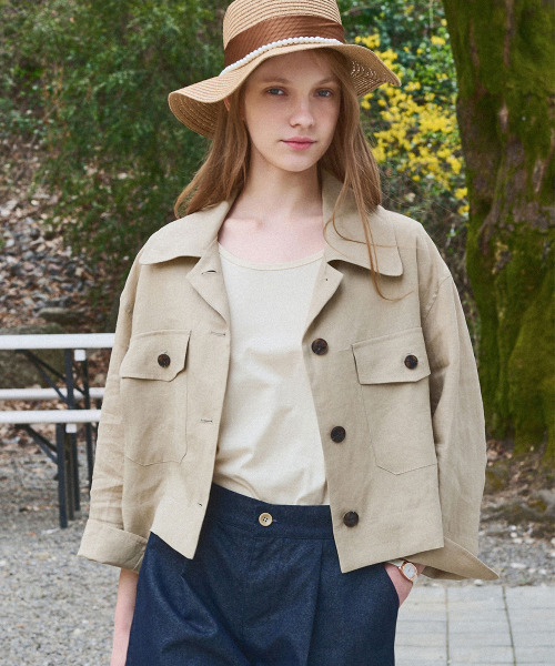 SLOWLOLLI(スローローリ)の「Ease linen crop jacket_2 Colors(デニムジャケット・レディース・Beige/ネイビー・FREE)」の4枚目の写真