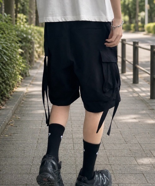 ZOZOMARKET by ren(ゾゾマーケットバイレン)の「【インフルエンサー renセレクト】ナイロンストレッチ カーゴショーツ(その他パンツ・メンズ・ブラック/チャコール・M/L)」の8枚目の写真