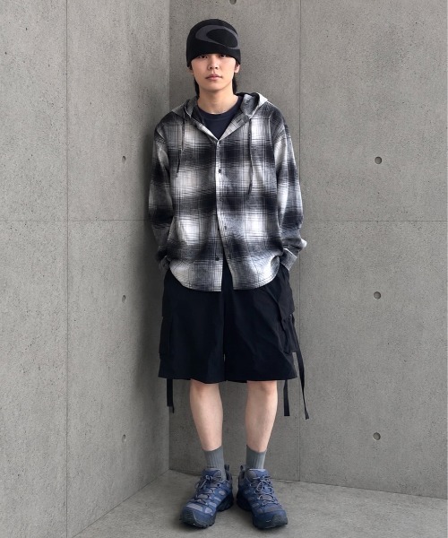 ZOZOMARKET by ren(ゾゾマーケットバイレン)の「【インフルエンサー renセレクト】ナイロンストレッチ カーゴショーツ(その他パンツ・メンズ・ブラック/チャコール・M/L)」の5枚目の写真