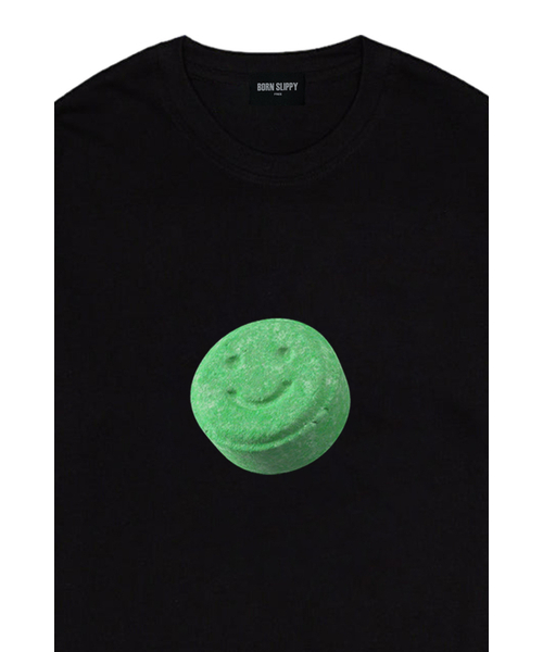 BORN SLIPPY(ボーンスリッピー)の「Smile Candy(Green) T-shirt (Black)(Tシャツ/カットソー・レディース・その他・FREE)」の3枚目の写真