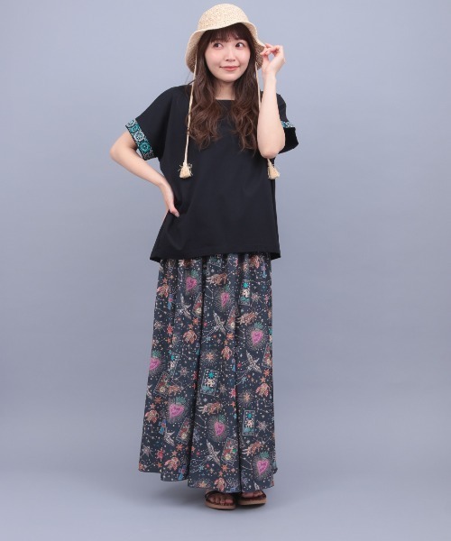 チチカカ(チチカカ)の「ネイティブシルバースリーブTシャツ(Tシャツ/カットソー・レディース・ホワイト/ブラック/オレンジ・FREE)」の5枚目の写真