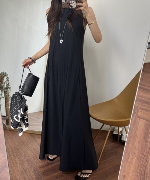 YUGA(ユーガ)の「YUGA_YGMC Korean-style Sleeveless cut-and-sew dress(ワンピース・レディース・ブラック/グレー・FREE)」の1枚目の写真