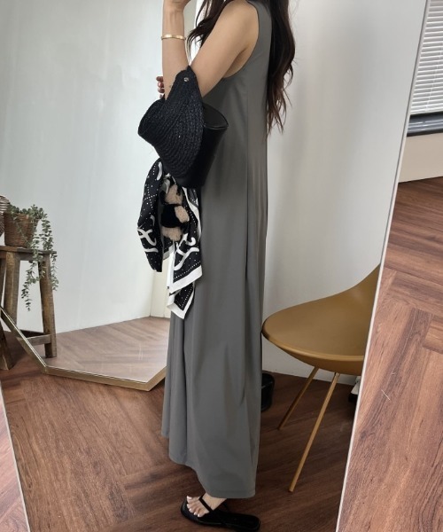 YUGA(ユーガ)の「YUGA_YGMC Korean-style Sleeveless cut-and-sew dress(ワンピース・レディース・ブラック/グレー・FREE)」の19枚目の写真