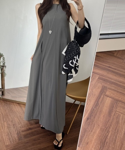 YUGA(ユーガ)の「YUGA_YGMC Korean-style Sleeveless cut-and-sew dress(ワンピース・レディース・ブラック/グレー・FREE)」の17枚目の写真