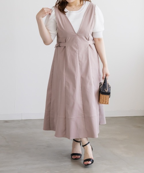 CLETTE(クレット)の「サイドベルトVネックジャンスカワンピース(ワンピース・レディース・グレイッシュベージュ/ピンクベージュ/ブラック・3L/4L/LL)」の3枚目の写真