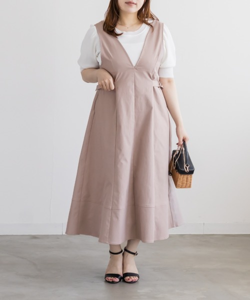 CLETTE(クレット)の「サイドベルトVネックジャンスカワンピース(ワンピース・レディース・グレイッシュベージュ/ピンクベージュ/ブラック・3L/4L/LL)」の11枚目の写真