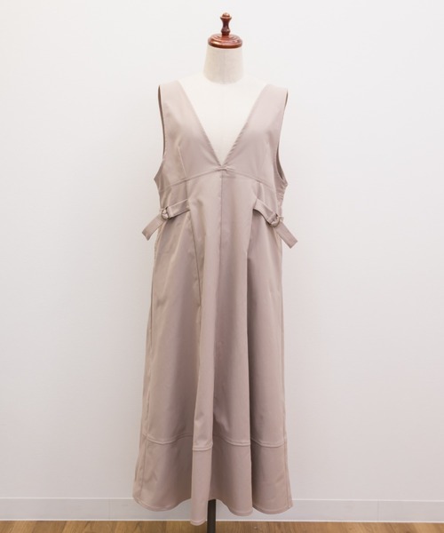 CLETTE(クレット)の「サイドベルトVネックジャンスカワンピース(ワンピース・レディース・グレイッシュベージュ/ピンクベージュ/ブラック・3L/4L/LL)」の13枚目の写真